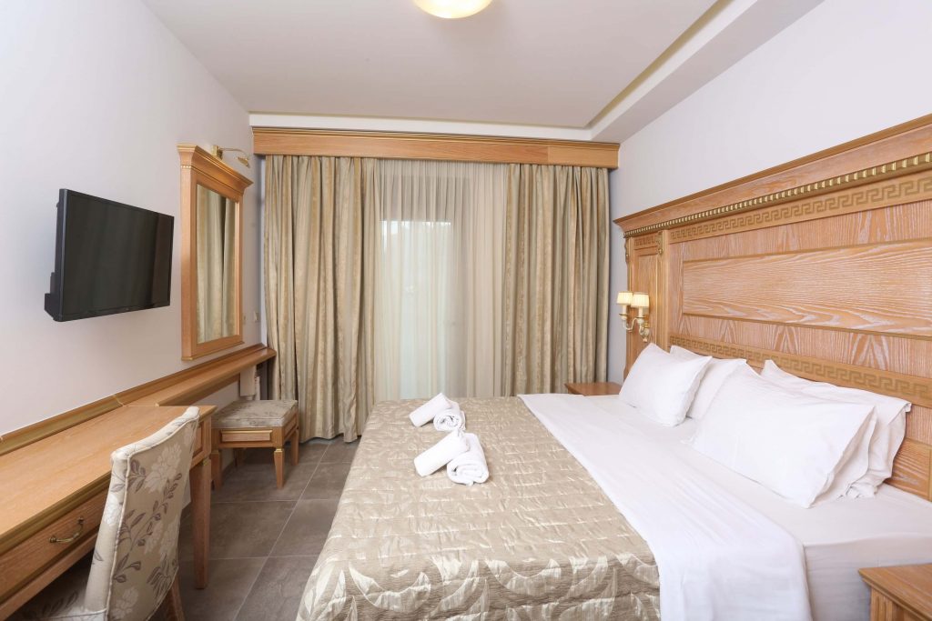 Deluxe Double Room - 322_02